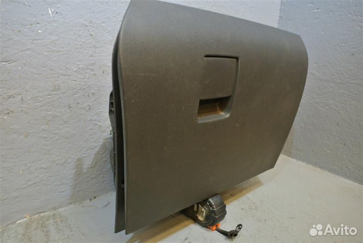 Бардачок Opel Astra H / Family 2004