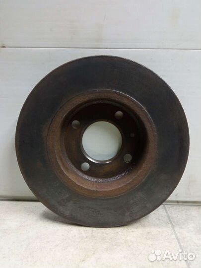 Диск тормозной передний Volkswagen Golf 3