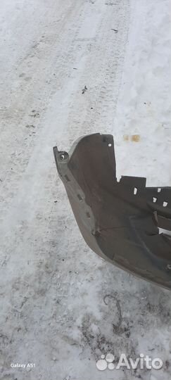 Продам передний бампер хонда стрим