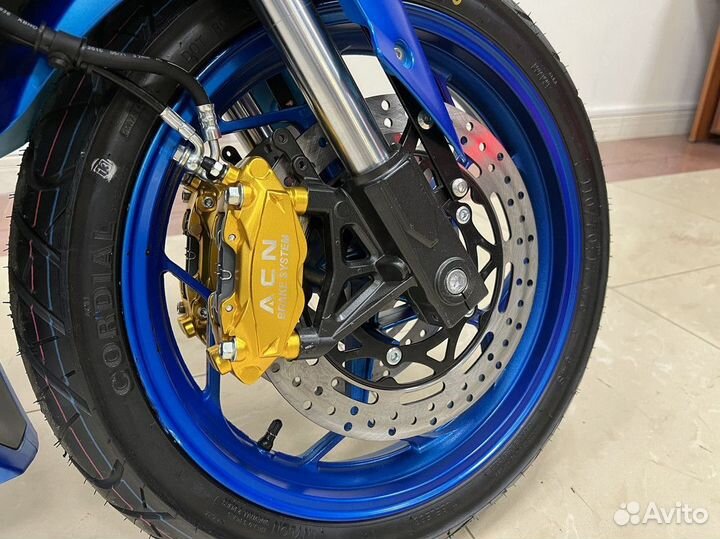 Электромотоцикл Yamaha R3