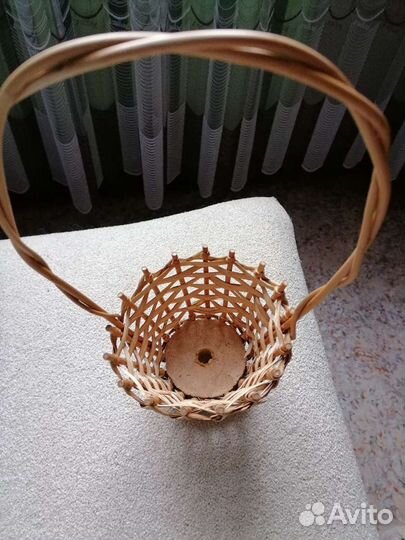 Кашпо для цветов подвесное