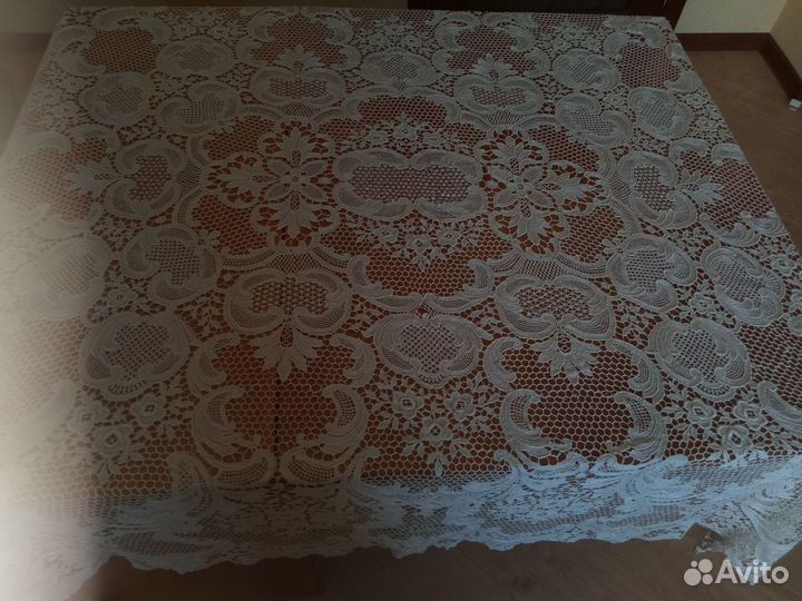 Скатерть кружевная Рог изобилия.Цена временно сниж