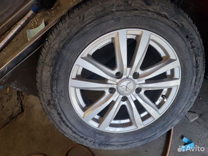 Колеса Митсубиси R16 215/65 Bfgoodrich G-grip 4шт