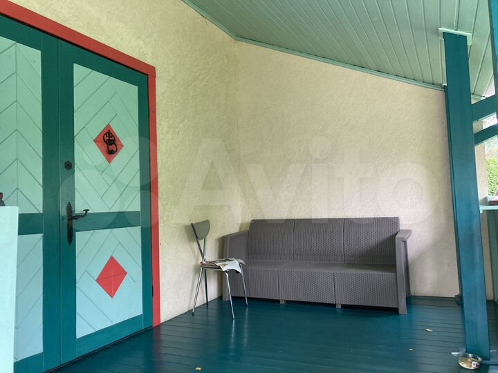 Коттедж 570 м² на участке 15 сот.