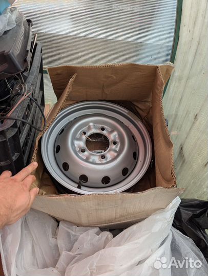 Диски штамповка р 16 Нива