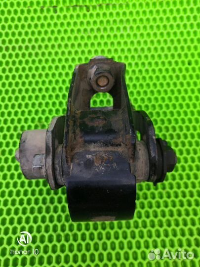 Подушка двигателя передняя Toyota Corolla 151