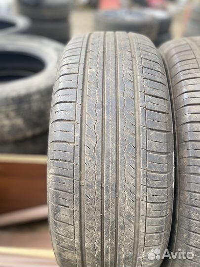 Kumho Solus KH17 215/65 R16 98H