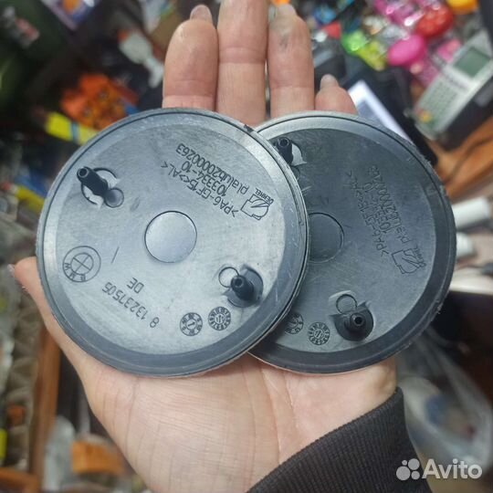 Эмблема бмв черная новый образец 82мм