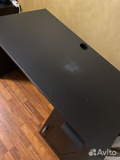 Рабочий столик IKEA