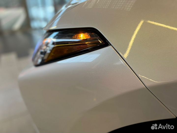Toyota Avalon 3.5 AT, 2022
