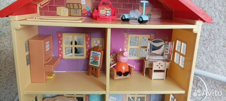 Гардероб для кукол, домик интерактивный Peppa pig