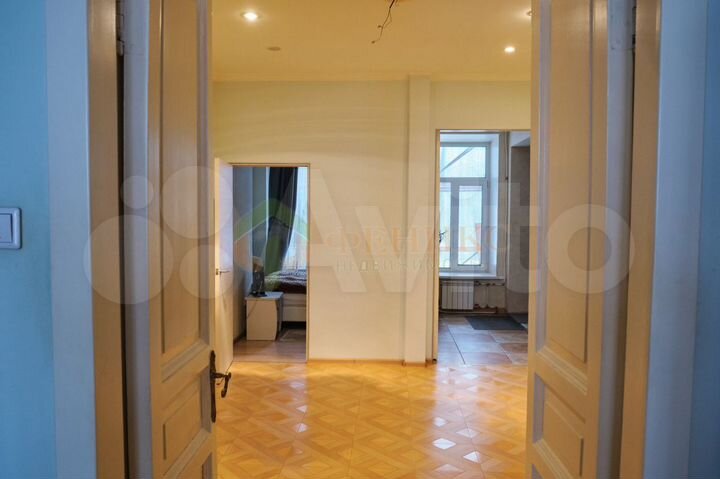 4-к. квартира, 126 м², 2/3 эт.