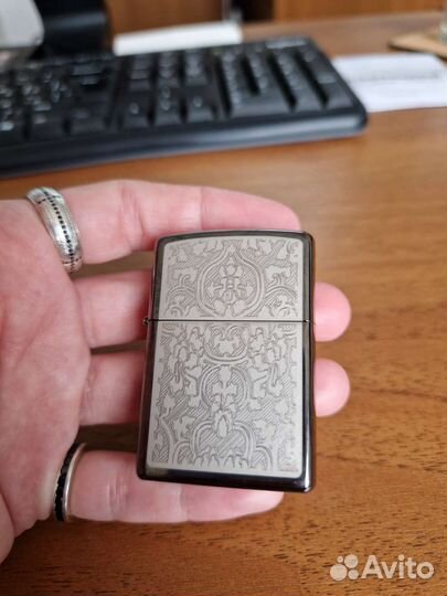 Зажигалка бензиновая Zippo новая