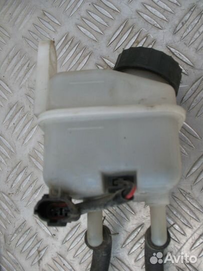 Главный тормозной цилиндр Chery Very A13 2012г