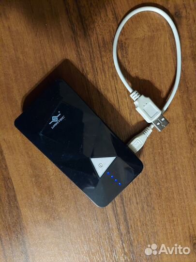 Повербанк 3500мАч (внешний аккумулятор)