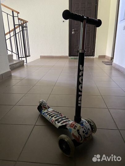 Самокат детский трехколесный