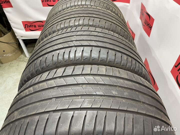 Bridgestone Turanza T005 225/40 R18
