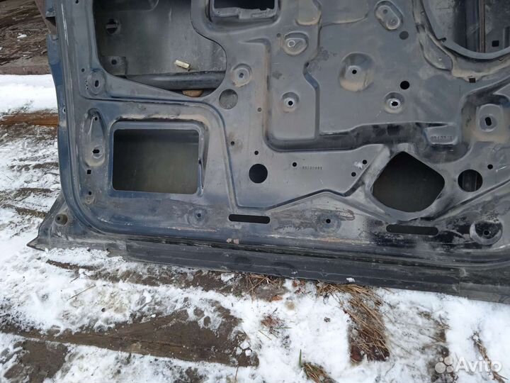 Дверь передняя левая Ford Explorer 2 Форд