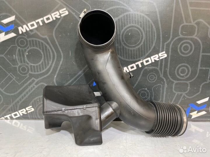 Резонатор воздушного фильтра Bmw X5 E53 M54B30