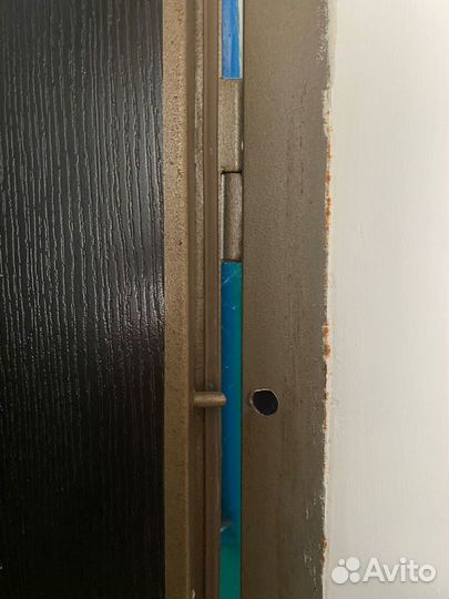 Дверь входная металлическая