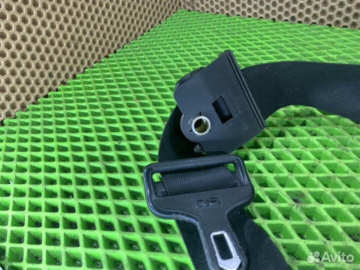 Ремень безопасности передний п. Mercedes-Benz w124