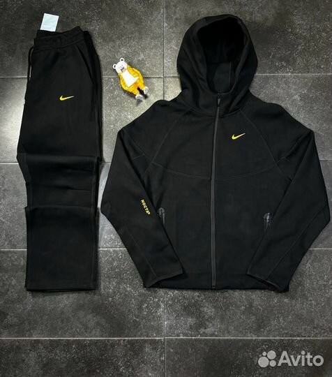 Спортивный костюм Nike nocta