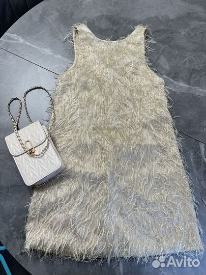 Нарядное платье для девочки 146 Zara