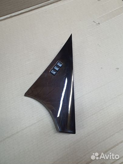 Накладка на дверь infiniti qx80 2019 год