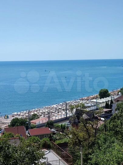 Комната 12 м² в 7-к., 1/3 эт.