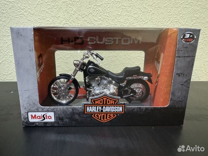 Модель Harley Davidson 1984 fxst Softail 1:18