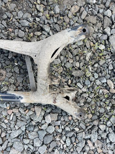 Задняя балка подвеска Mitsubishi Lancer X