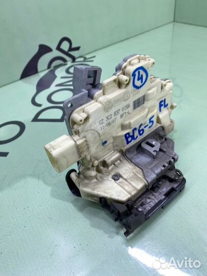 Замок боковой двери передний левый Audi Q7 4L 3.0D