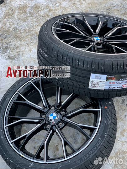 R20 Michelin X-Ice North 4 245/40, PCD 5x120 DIA 72.6