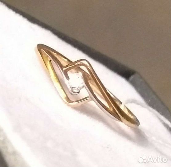 585 кольцо р.16 с бриллиантом 0,028ct Новое