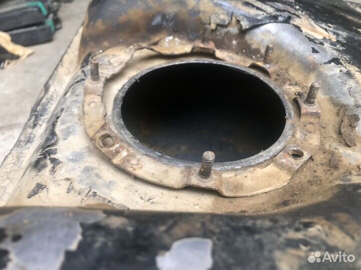 Топливный бак 2114/09/13