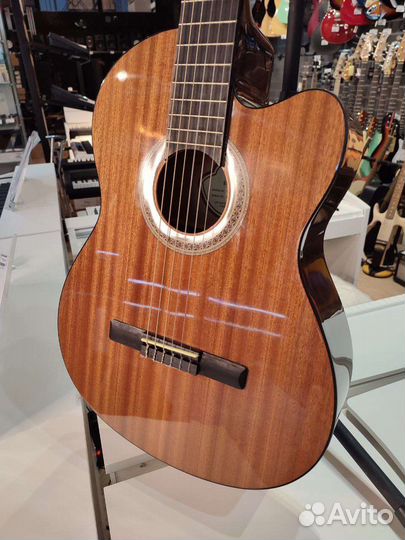 Классическая гитара samick CN-1CE/N