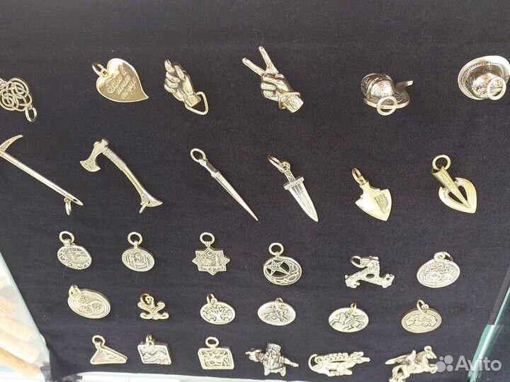 Брелок бронза