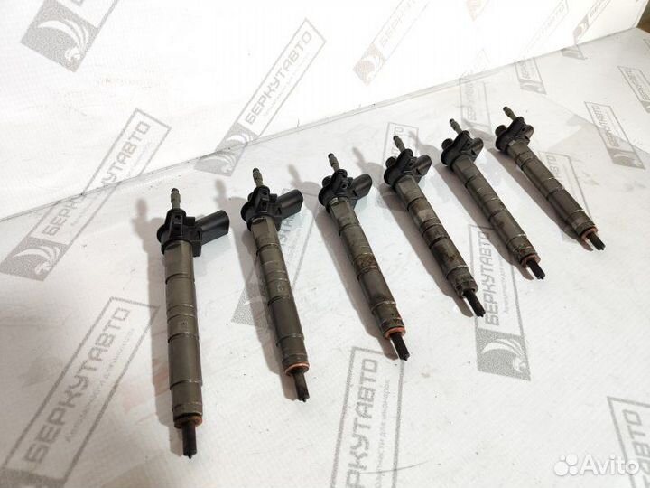 Форсунка топливная Bmw X6 F16 N57D30B 2017