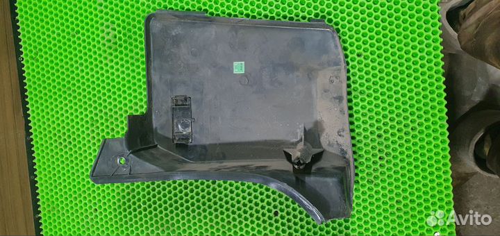 Накладка стойки правая нижняя Daewoo Nexia N150