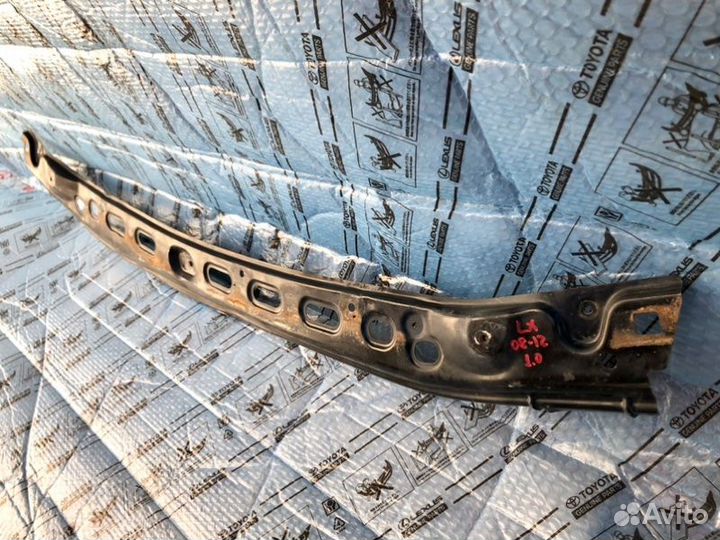 Кронштейн бампера передний Lexus Lx 570 2007-2011