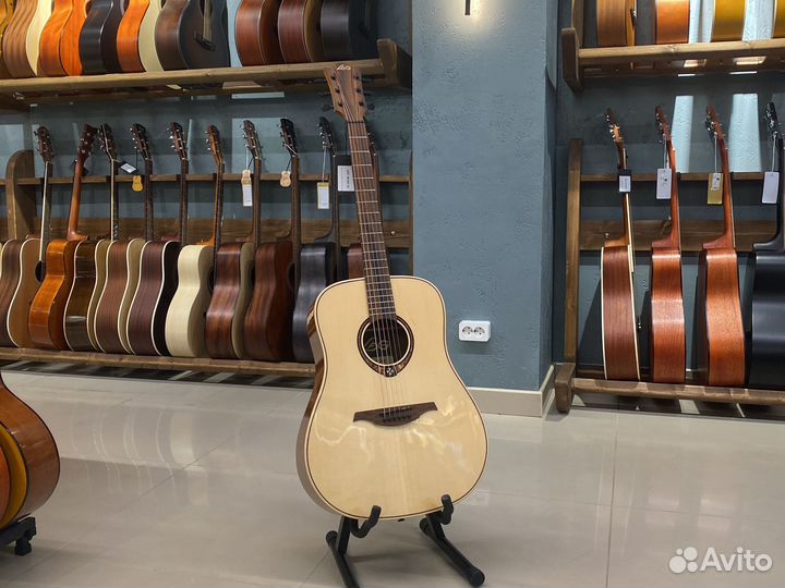 LAG Tramontane T318D Акустическая гитара