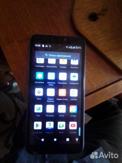 Продам телефон