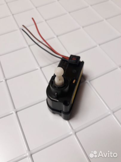 Корректор фары Volkswagen 0307853303