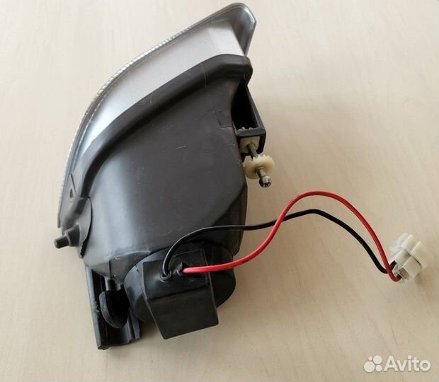 Птф правая Toyota Land Cruiser Prado 120