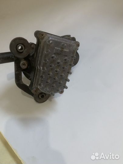 Помпа инвертора Lexus GS 450h 05-11 гв