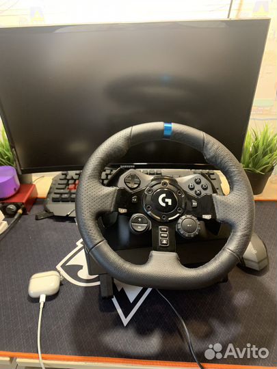 Игровой руль logitech g923