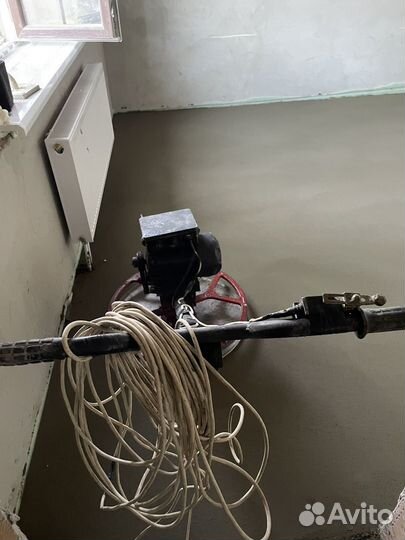 Полусухая стяжка пола за 1 день