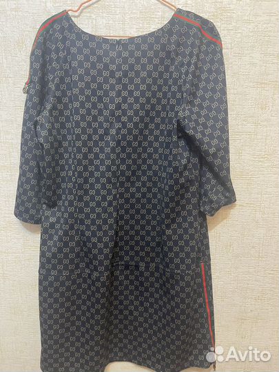 Платье женское