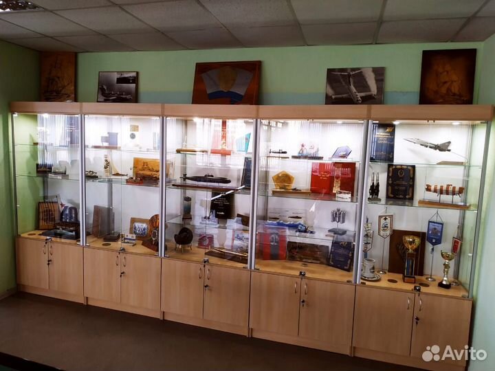 Витрины для кубков и наград