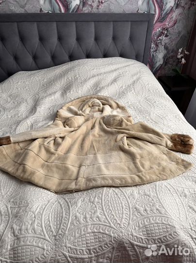 Шуба норковая с капюшоном 42 44